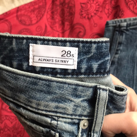 NWOT gap skinny jeans - Picture 3 of 4